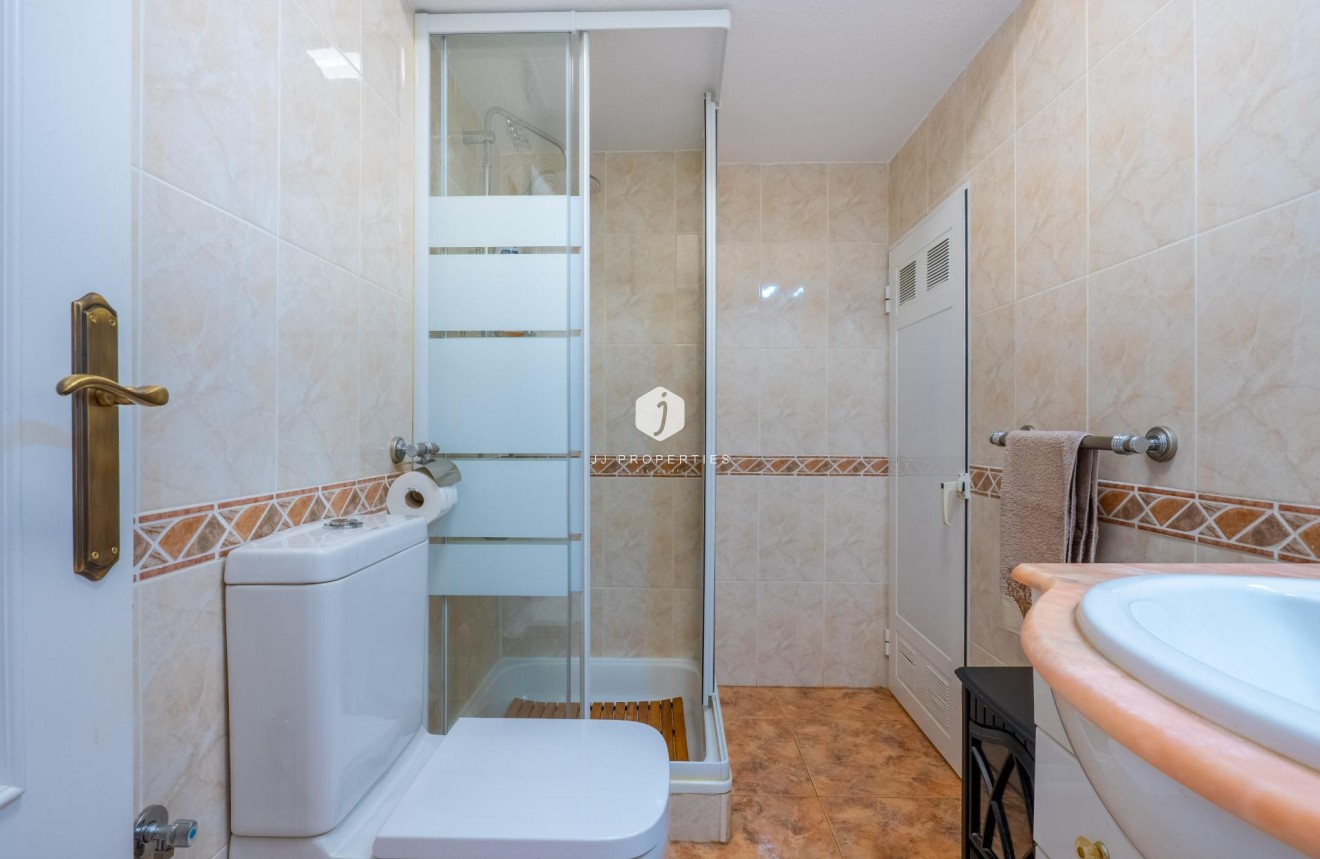 Resale - Duplex -
Orihuela Costa - La Regia