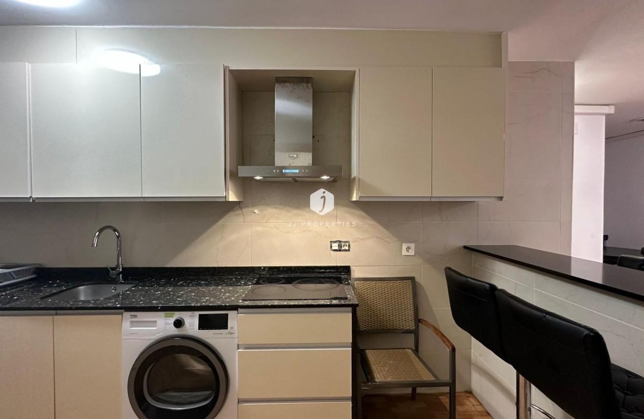 Resale - Apartment / flat -
Torrevieja - La Mata Pueblo