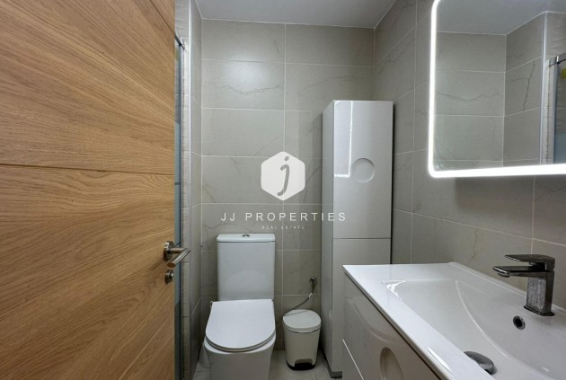Resale - Apartment / flat -
Torrevieja - La Mata Pueblo
