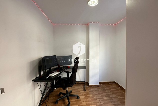 Resale - Apartment / flat -
Torrevieja - La Mata Pueblo