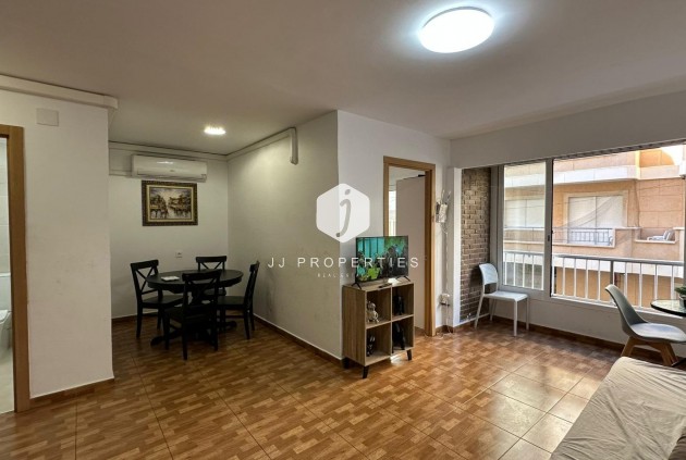 Resale - Apartment / flat -
Torrevieja - La Mata Pueblo