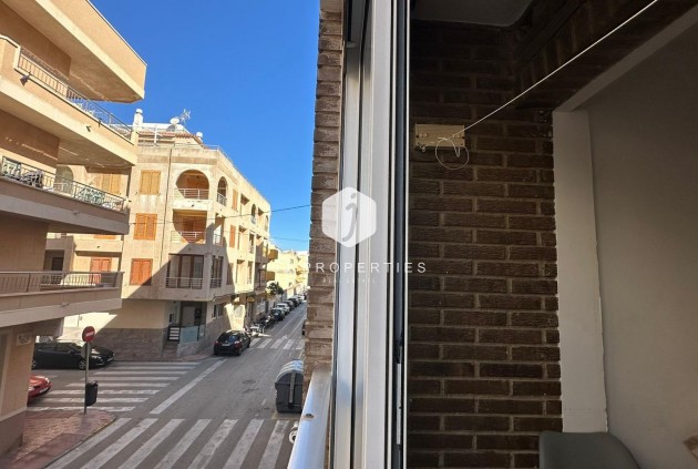 Resale - Apartment / flat -
Torrevieja - La Mata Pueblo