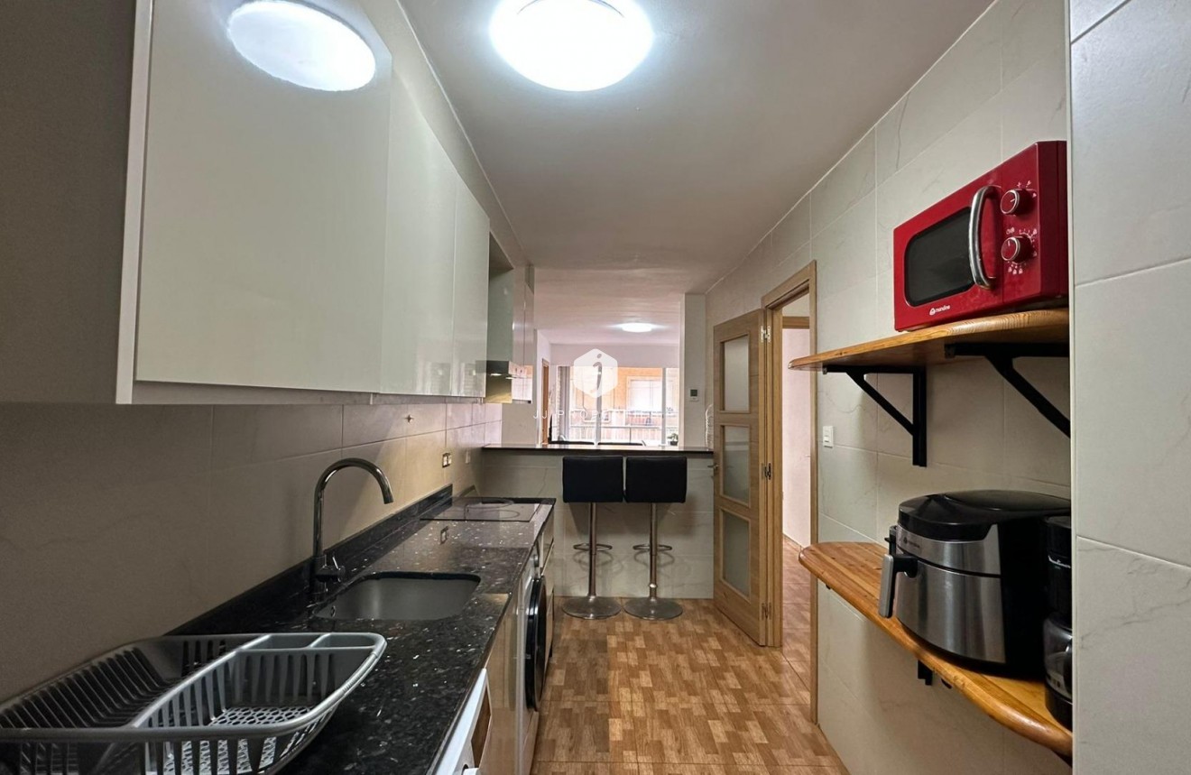 Resale - Apartment / flat -
Torrevieja - La Mata Pueblo