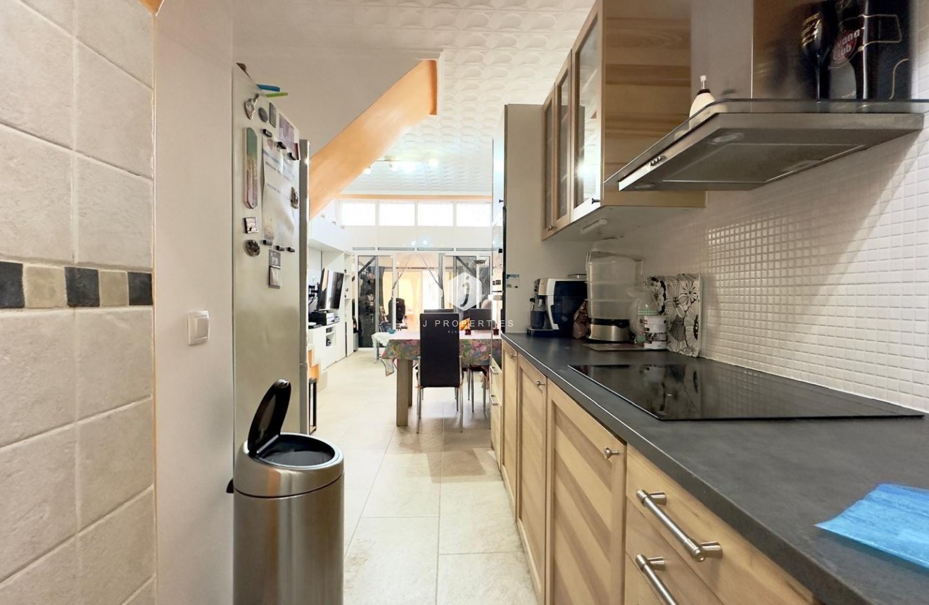 Resale - Chalet -
Torrevieja - La Siesta - El Salado - Torreta