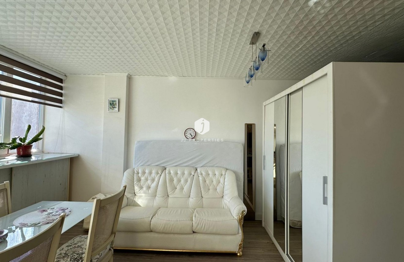 Aus zweiter Hand - Wohnung -
Torrevieja - Centro