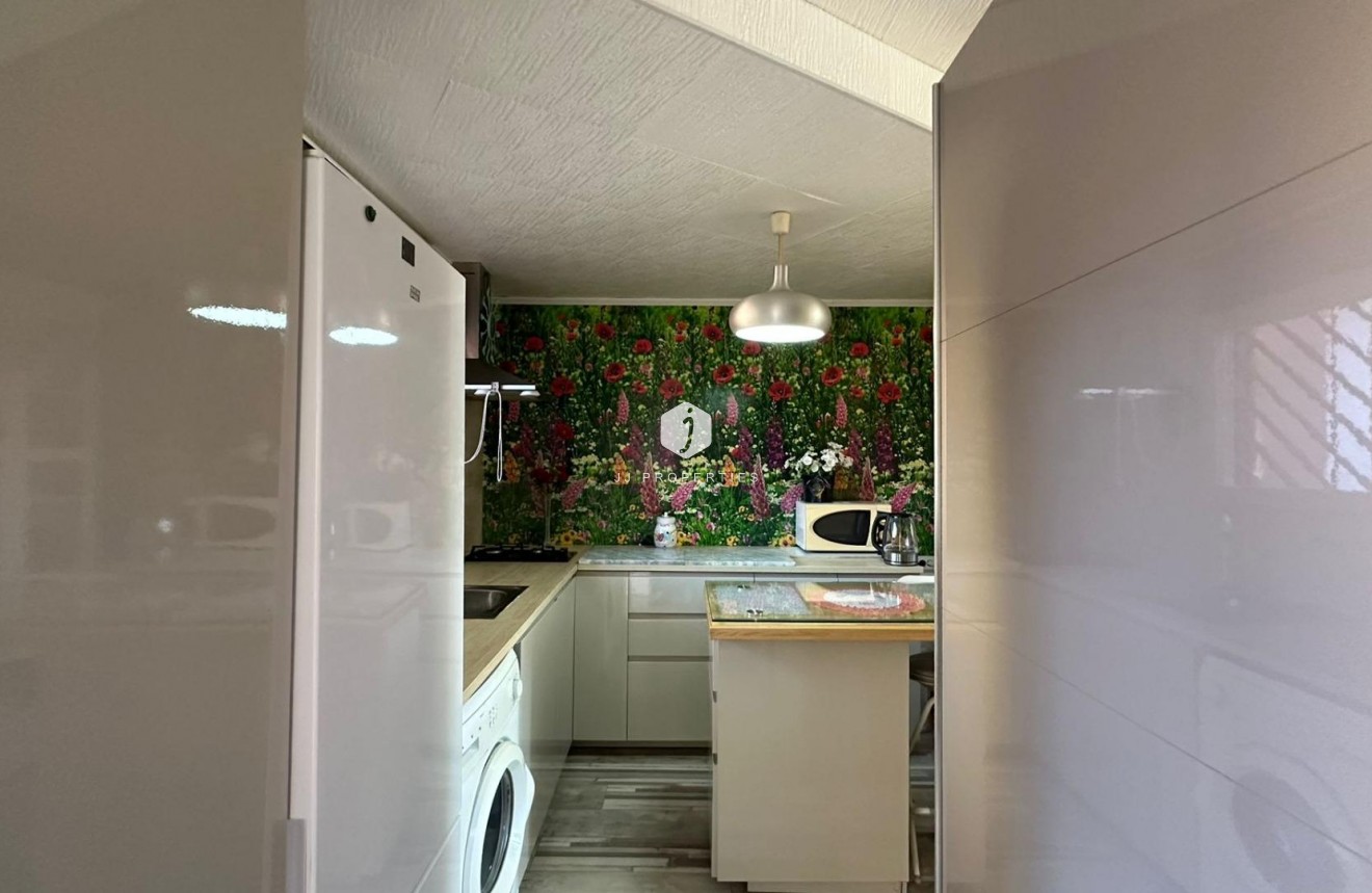 Aus zweiter Hand - Wohnung -
Torrevieja - Centro