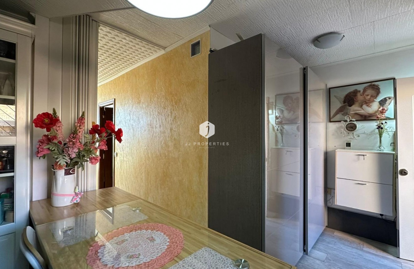 Aus zweiter Hand - Wohnung -
Torrevieja - Centro