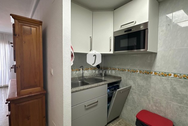 Resale - Apartment / flat -
Torrevieja - Estacion de autobuses