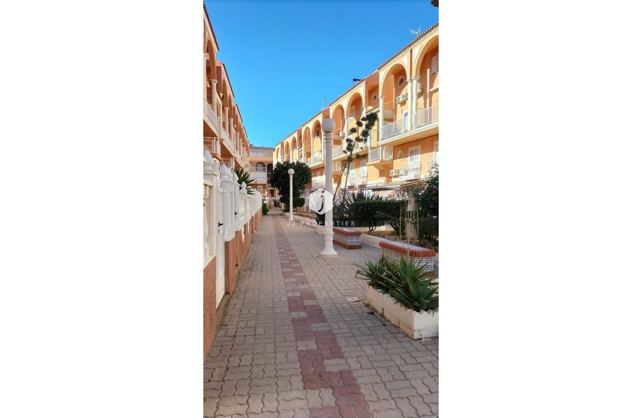 Tweedehands - Penthouse -
Torrevieja - La Mata Pueblo