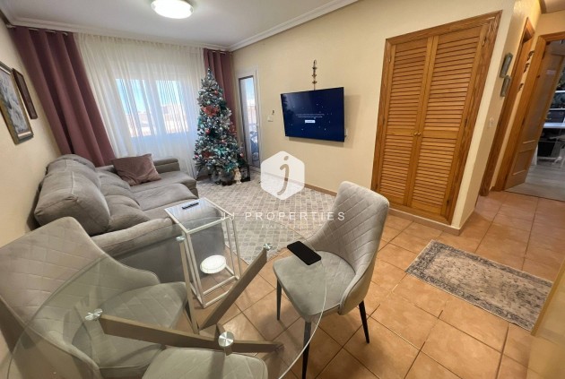 Resale - Apartment / flat -
Torrevieja - aguas nuevas