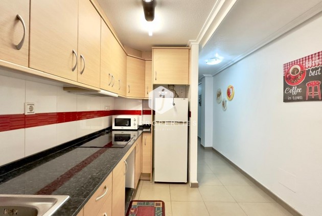 Segunda mano - Apartamento / piso -
Torrevieja