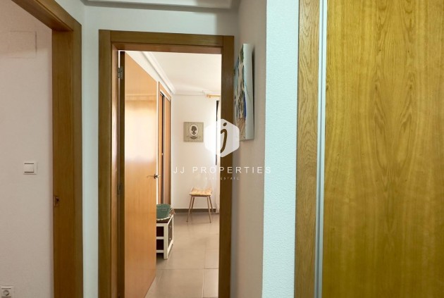 Segunda mano - Apartamento / piso -
Torrevieja