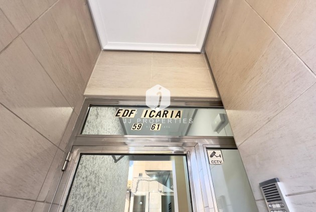 Segunda mano - Apartamento / piso -
Torrevieja