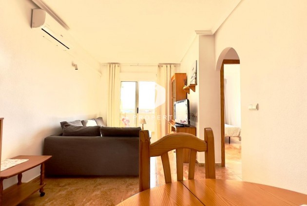 Resale - Apartment / flat -
Torrevieja - Centro