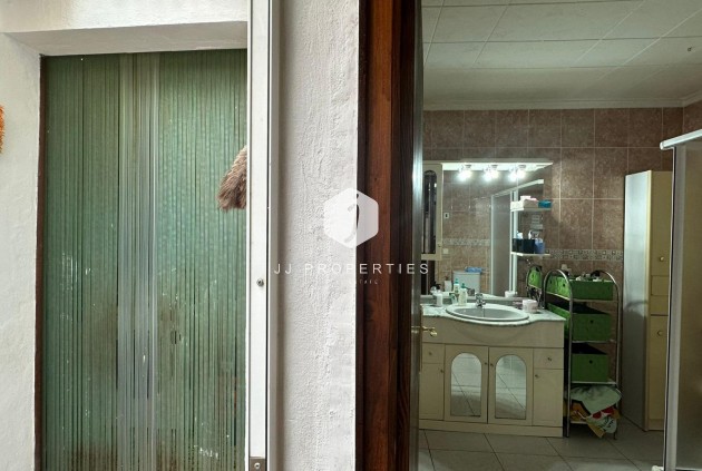 Resale - Apartment / flat -
Torrevieja - Estacion de autobuses