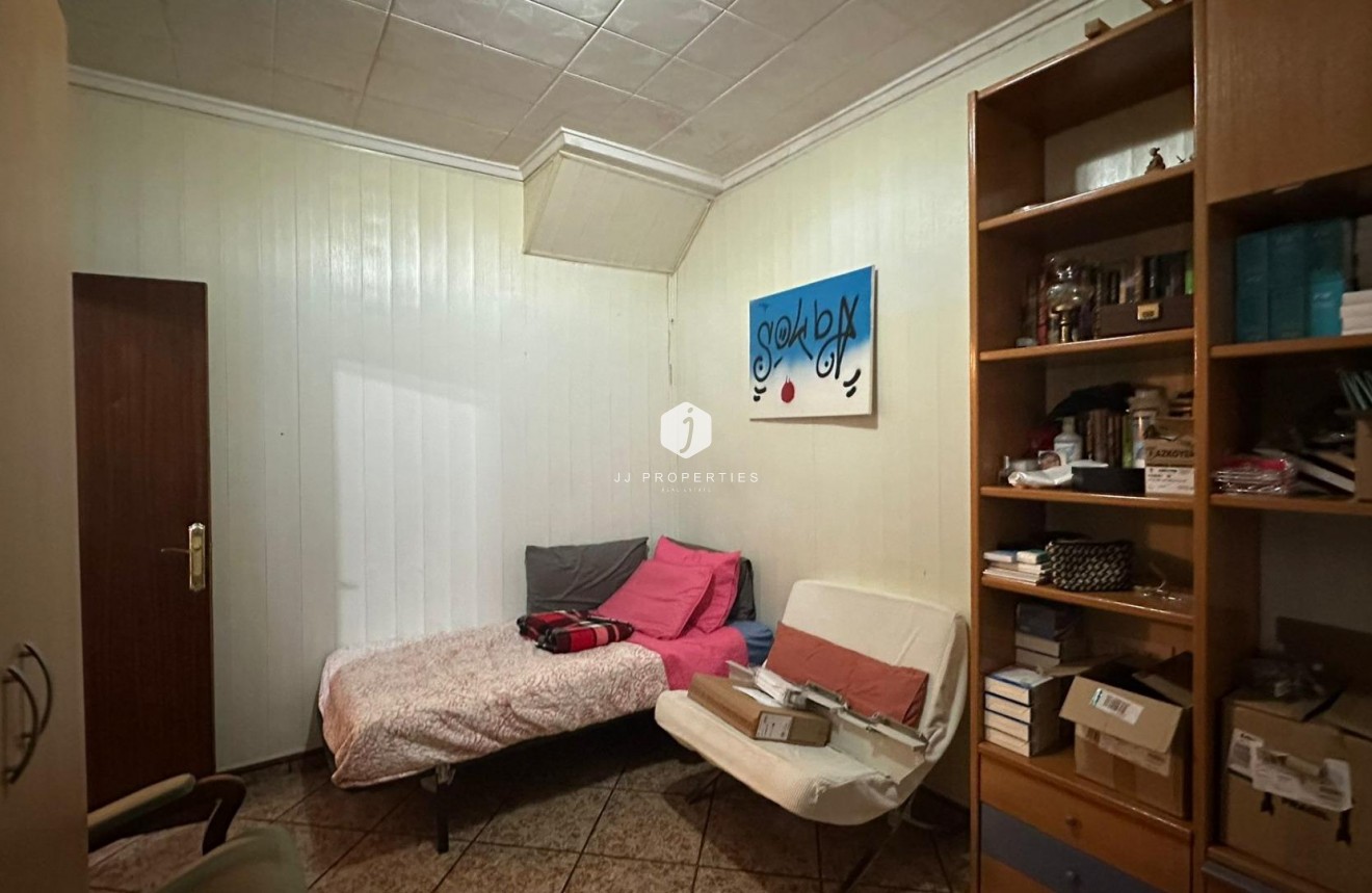 Resale - Apartment / flat -
Torrevieja - Estacion de autobuses