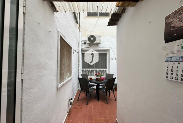 Resale - Apartment / flat -
Torrevieja - Estacion de autobuses