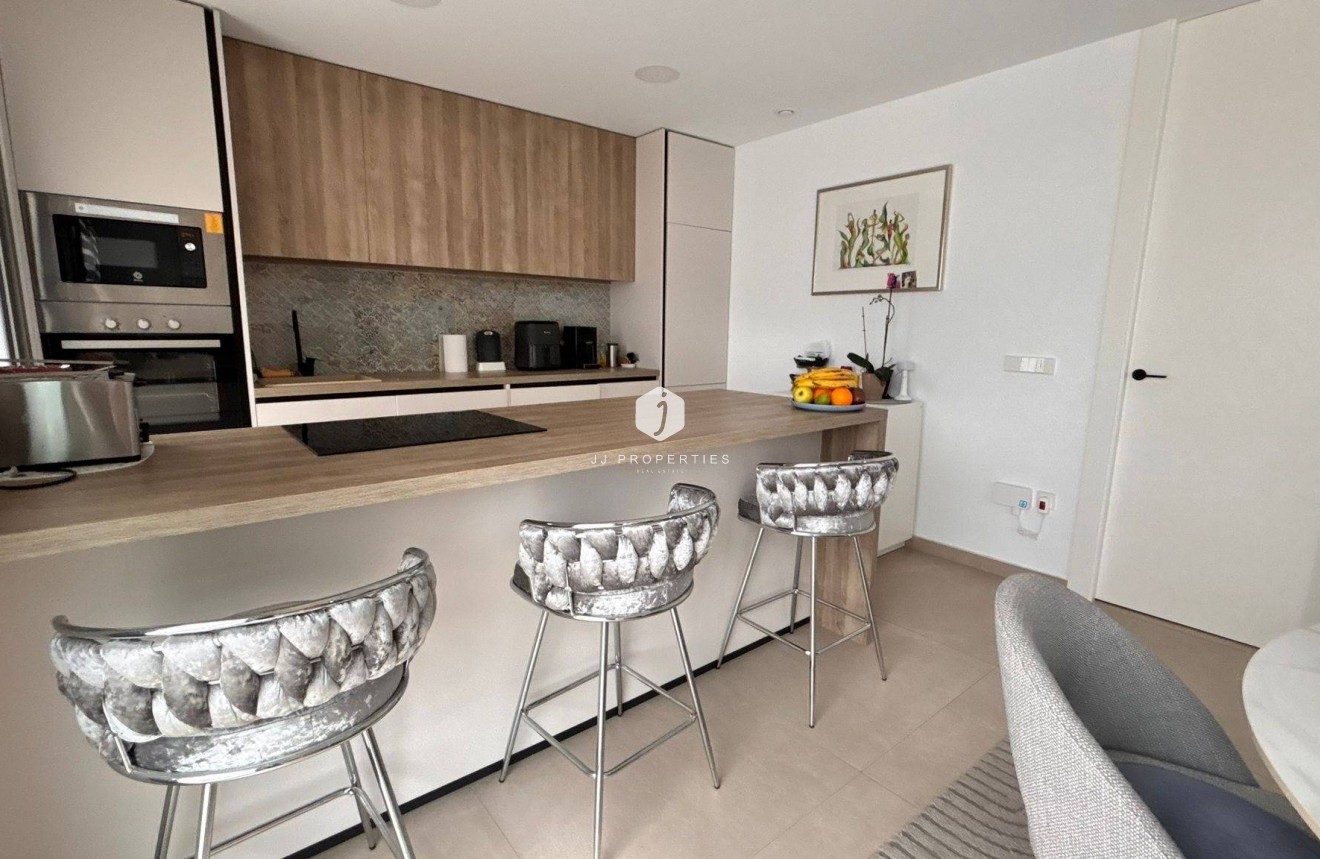 Resale - Villa -
San Miguel de Salinas - Urbanizacion Blue Lagoon