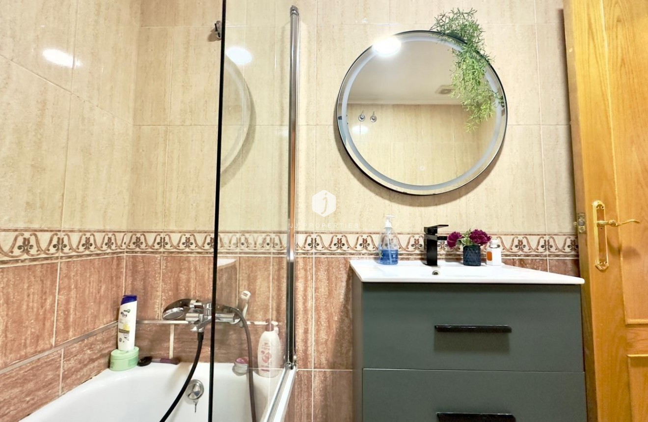 Tweedehands - Appartement / flat -
Torrevieja