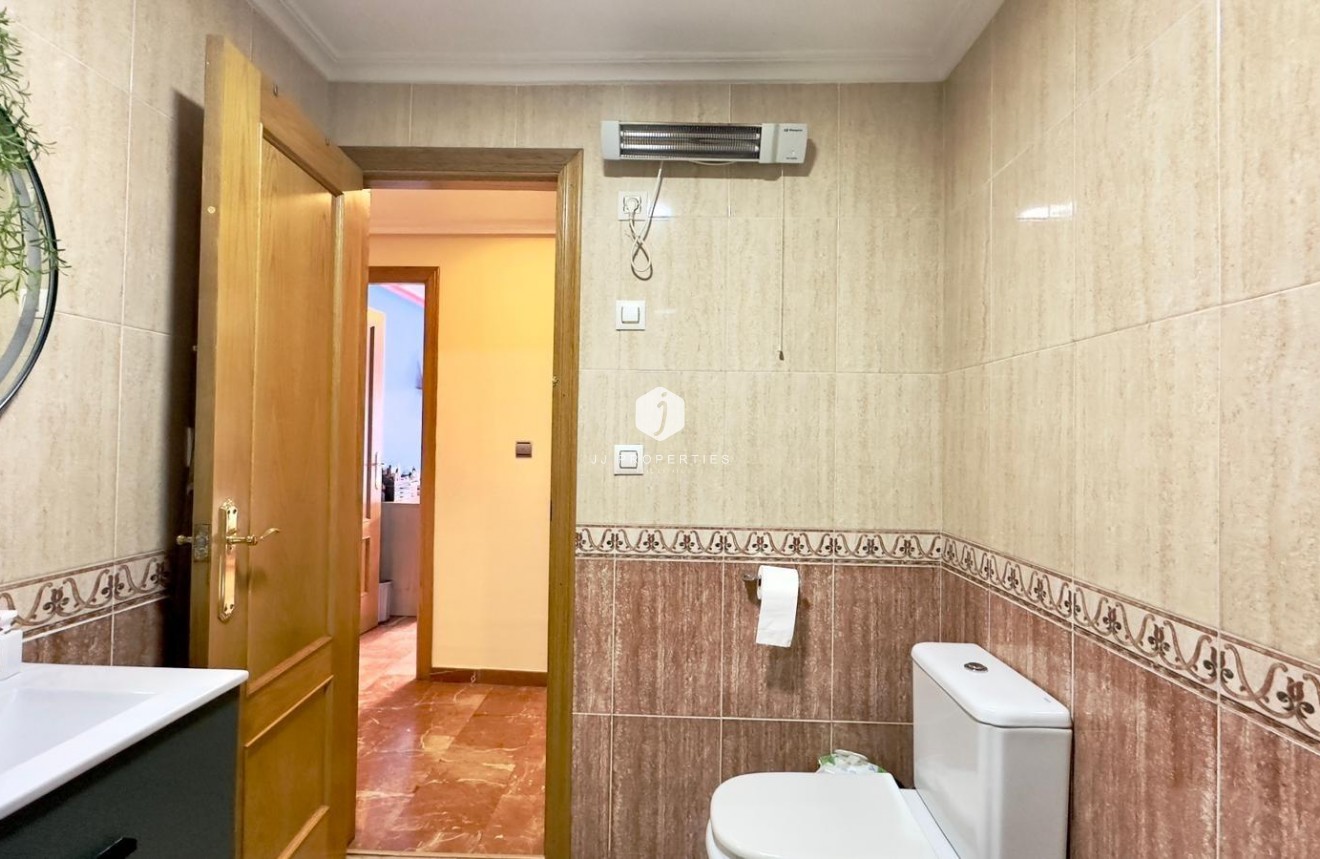 Tweedehands - Appartement / flat -
Torrevieja