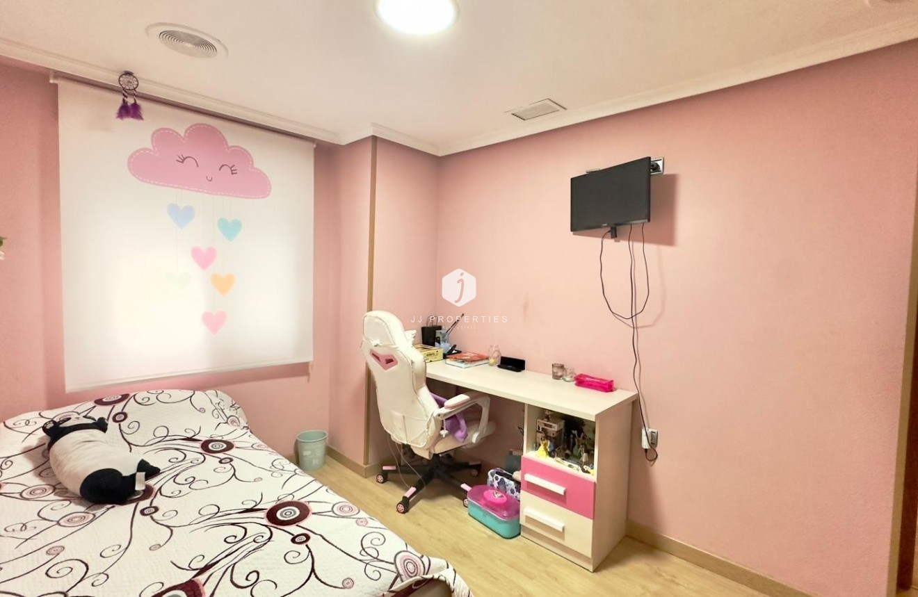 Tweedehands - Appartement / flat -
Torrevieja