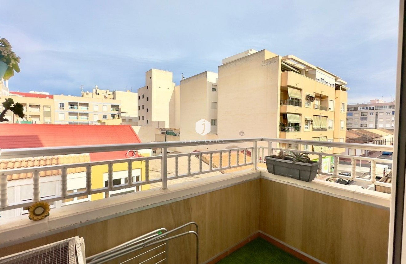 Tweedehands - Appartement / flat -
Torrevieja