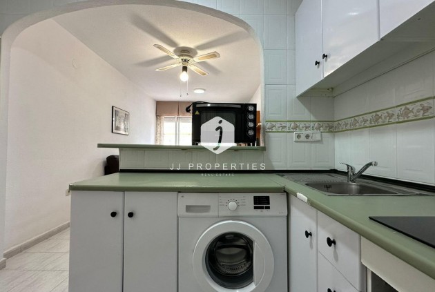 Resale - Bungalow -
Orihuela Costa - Los Almendros-la Florida