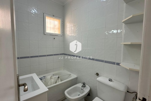 Resale - Bungalow -
Orihuela Costa - Los Almendros-la Florida