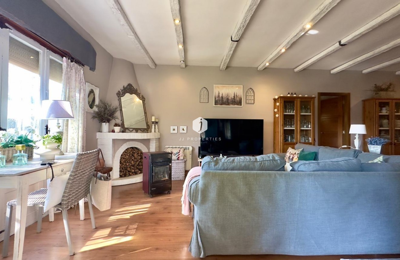 Resale - Villa -
Torrevieja - Torreblanca