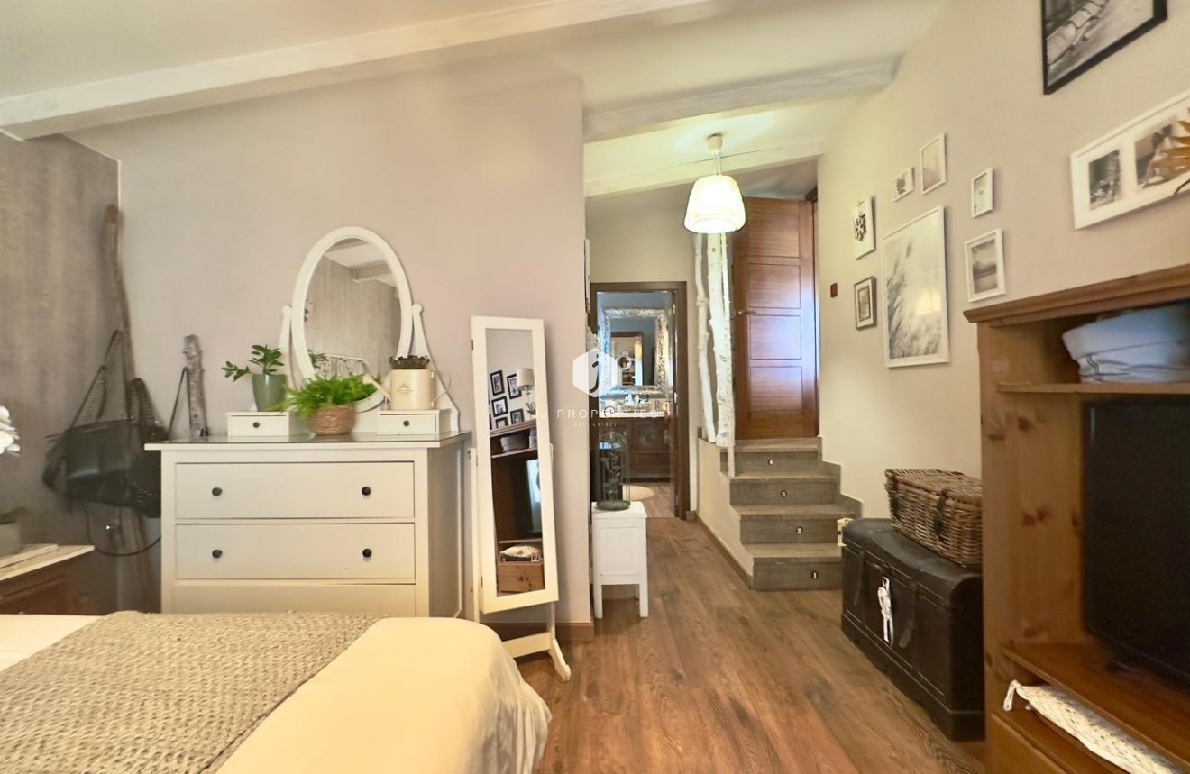 Resale - Villa -
Torrevieja - Torreblanca