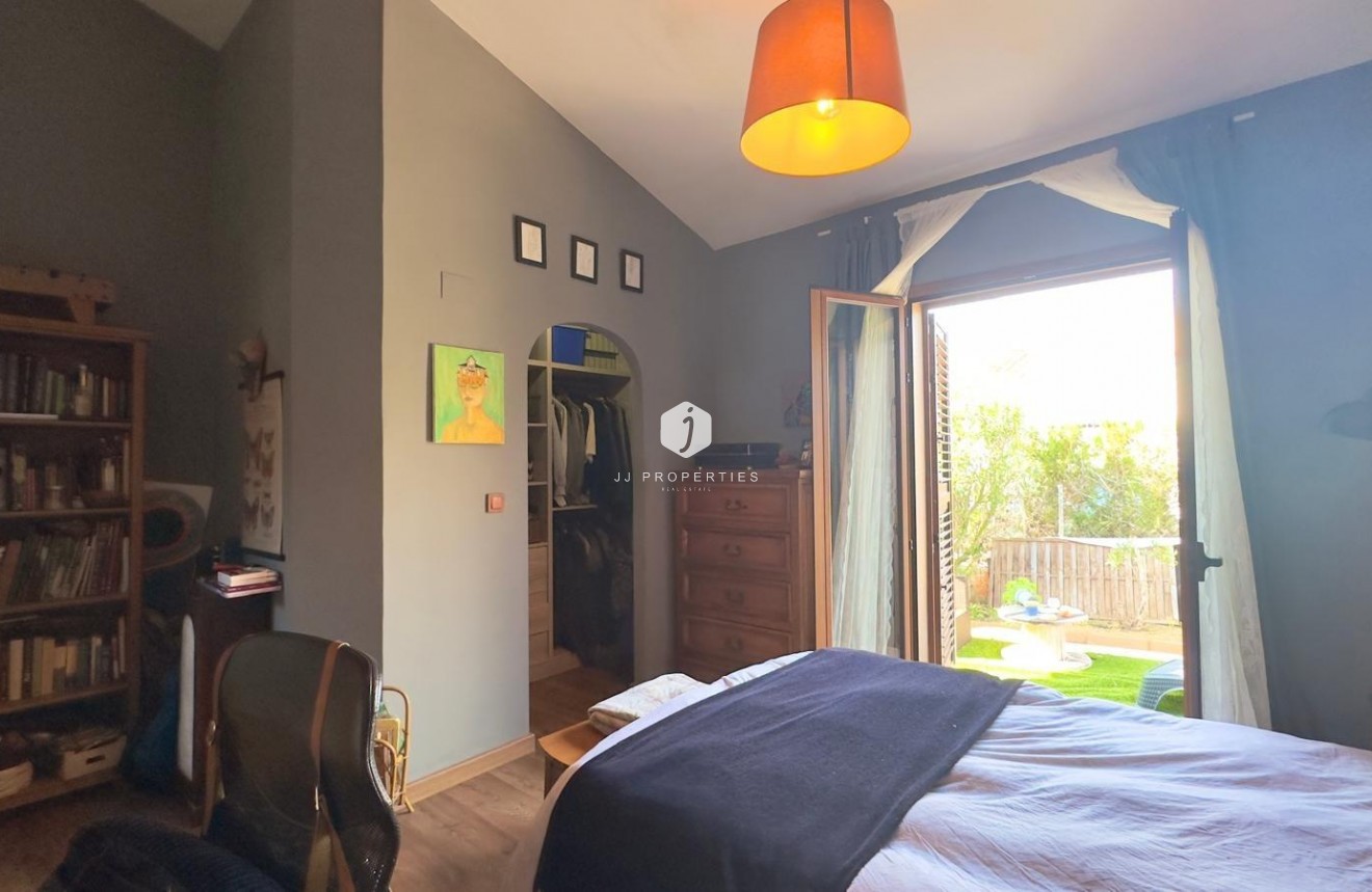 Resale - Villa -
Torrevieja - Torreblanca