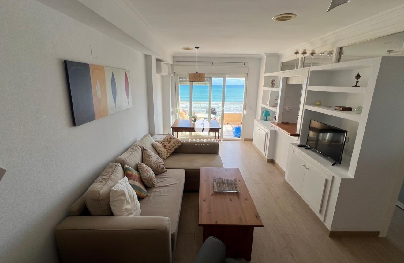 Resale - Penthouse -
Torrevieja - La Mata Pueblo