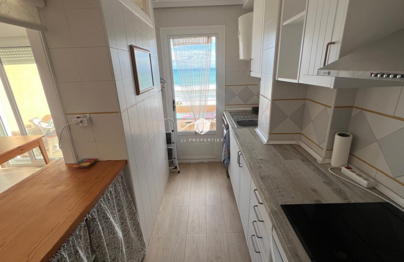 Resale - Penthouse -
Torrevieja - La Mata Pueblo