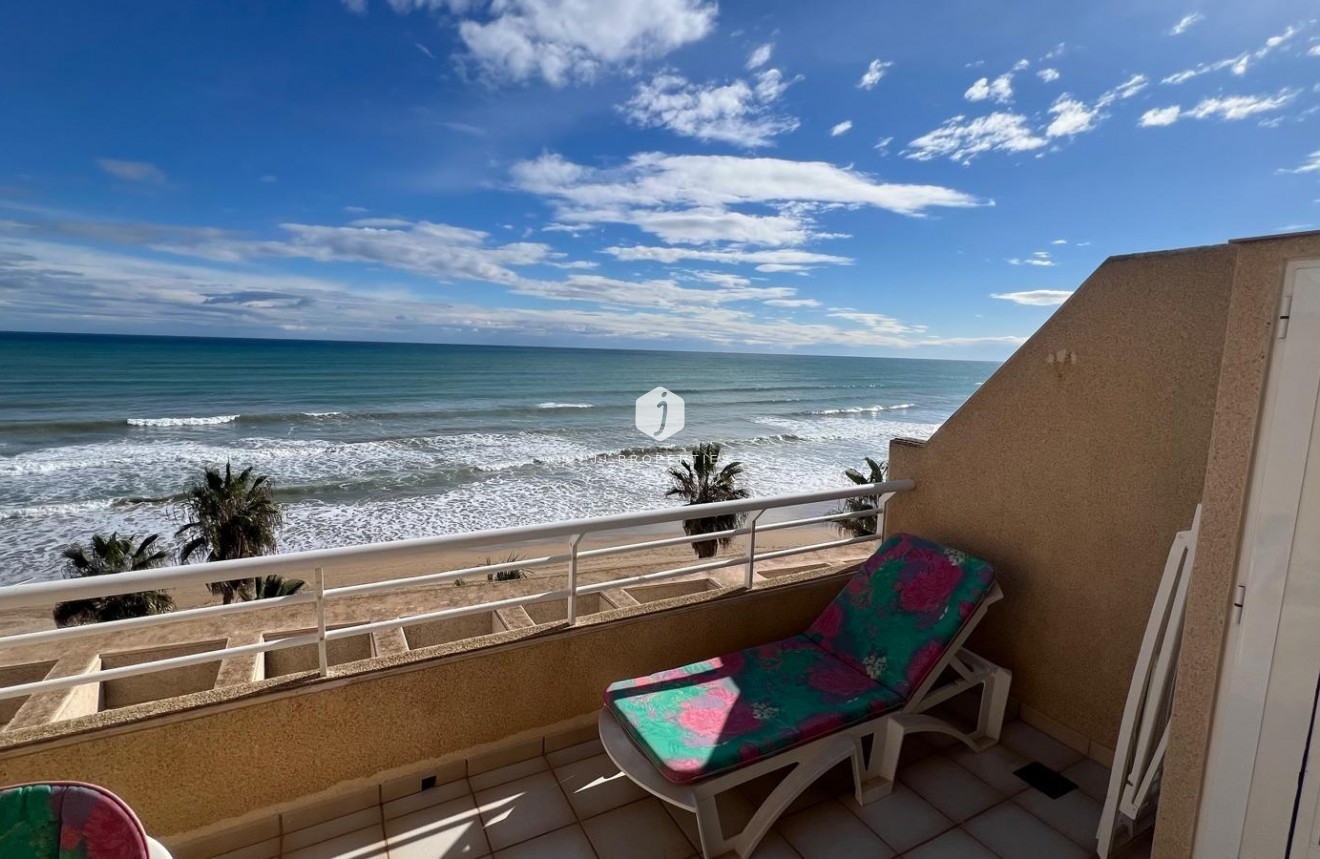 Resale - Penthouse -
Torrevieja - La Mata Pueblo