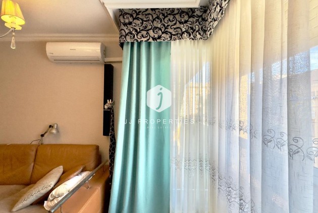 Aus zweiter Hand - Wohnung -
Torrevieja - Centro