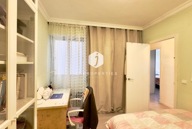 Aus zweiter Hand - Wohnung -
Torrevieja - Centro