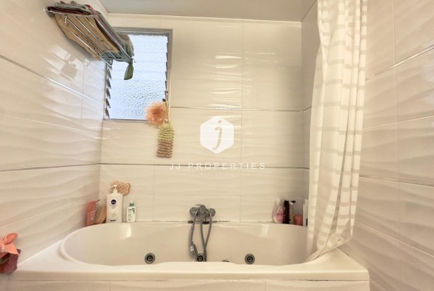 Aus zweiter Hand - Wohnung -
Torrevieja - Centro