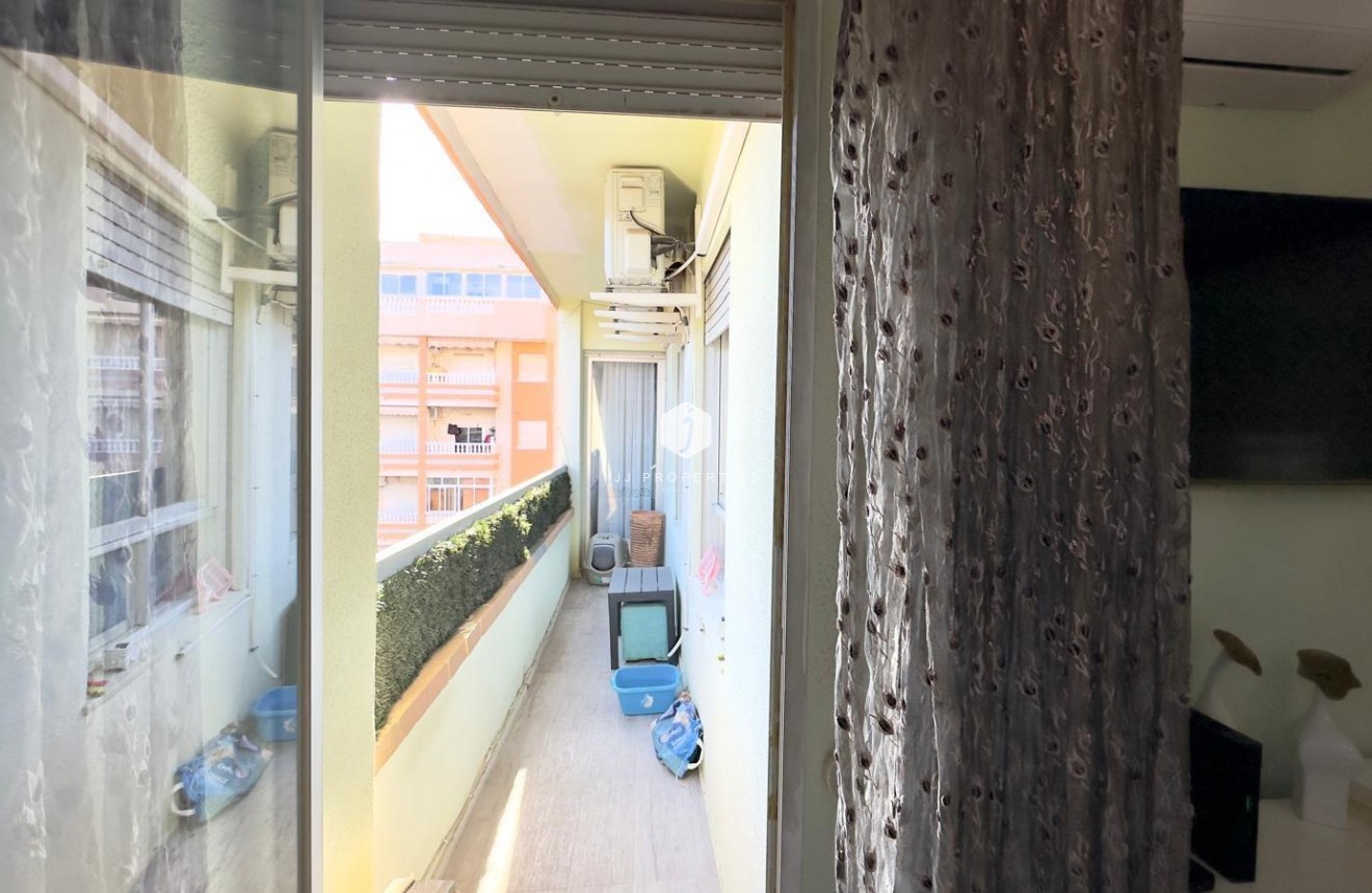 Aus zweiter Hand - Wohnung -
Torrevieja - Centro