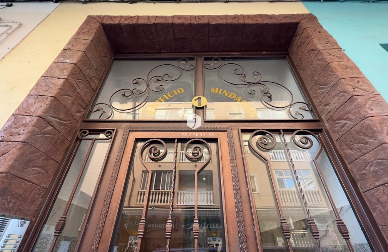 Aus zweiter Hand - Wohnung -
Torrevieja - Centro