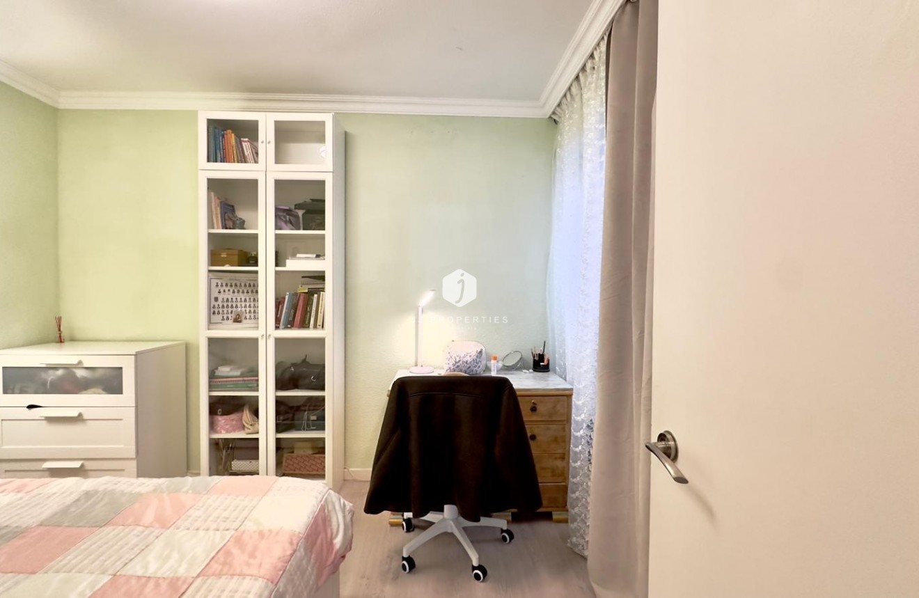 Aus zweiter Hand - Wohnung -
Torrevieja - Centro