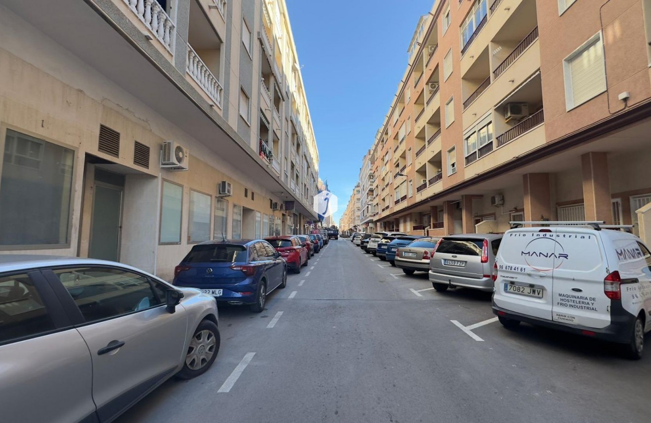 Resale - Penthouse -
Torrevieja - PARQUE DE LAS NACIONES