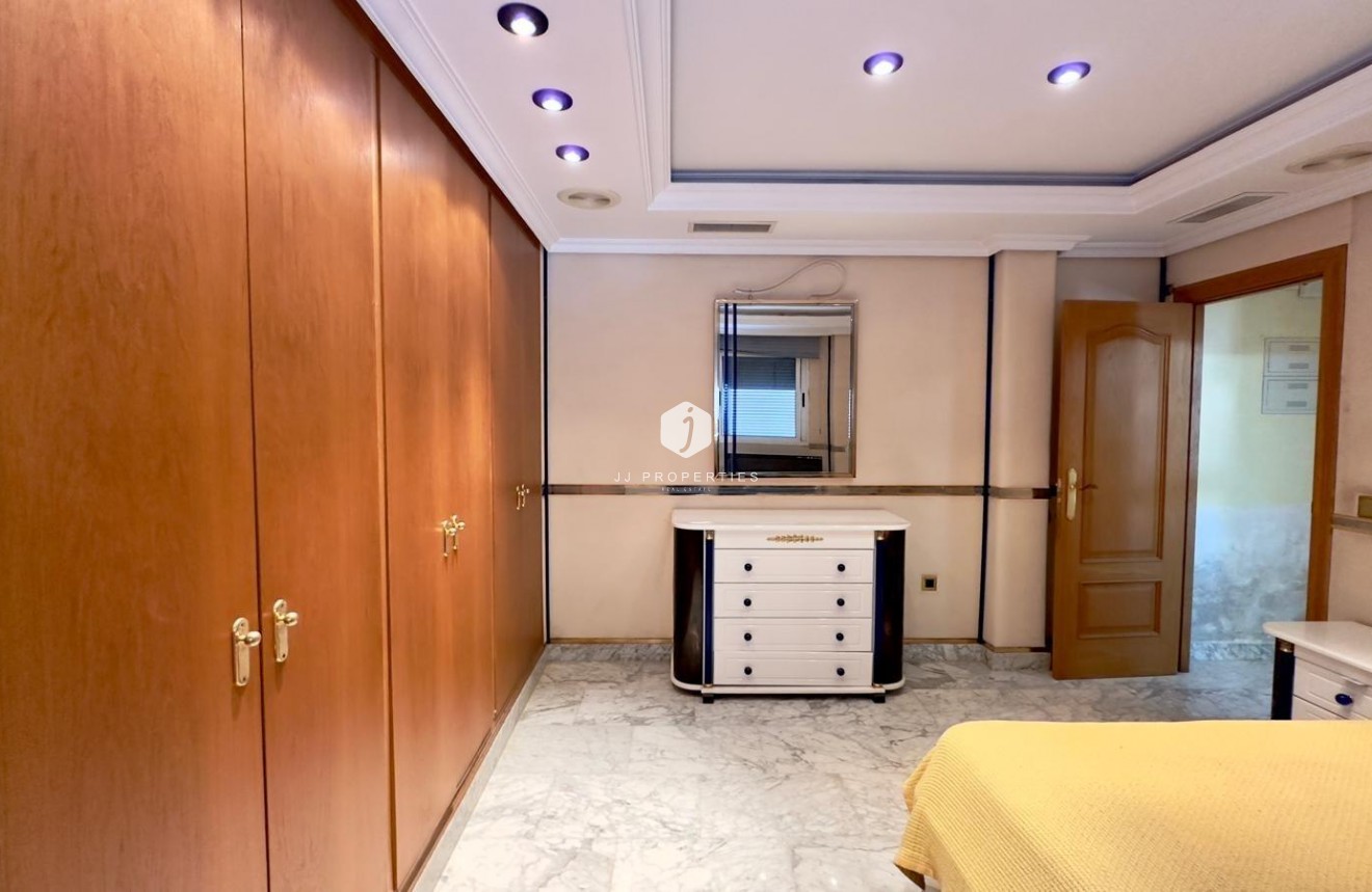 Tweedehands - Penthouse -
Torrevieja - Centro