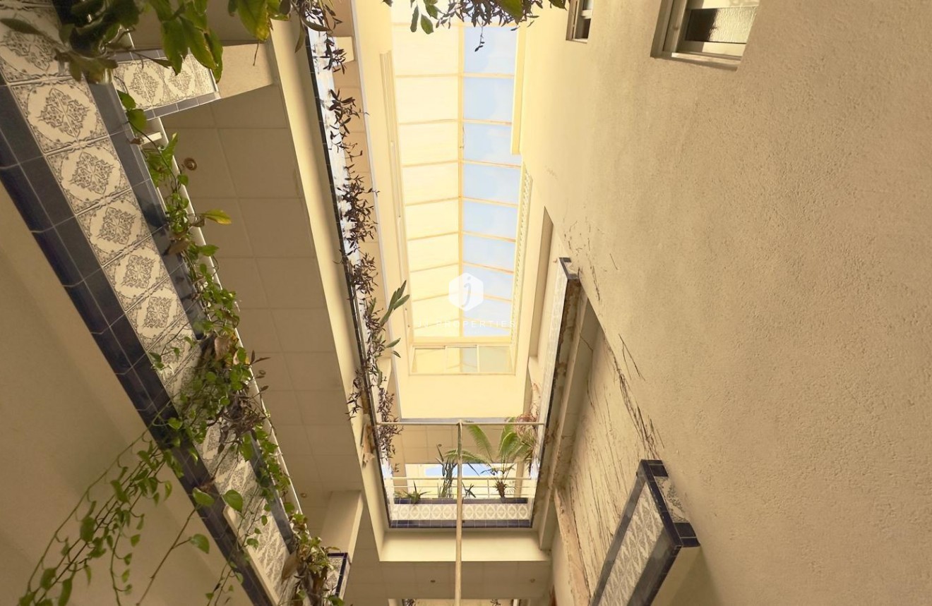 Tweedehands - Penthouse -
Torrevieja - Centro