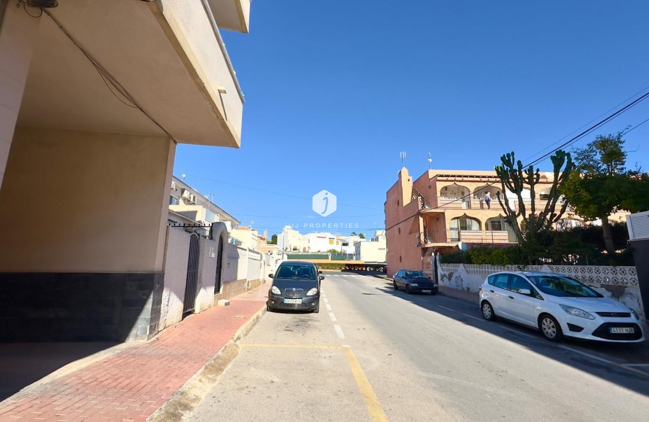 Tweedehands - Penthouse -
Torrevieja - Centro