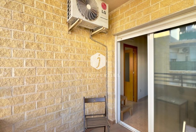 Segunda mano - Apartamento / piso -
Torrevieja