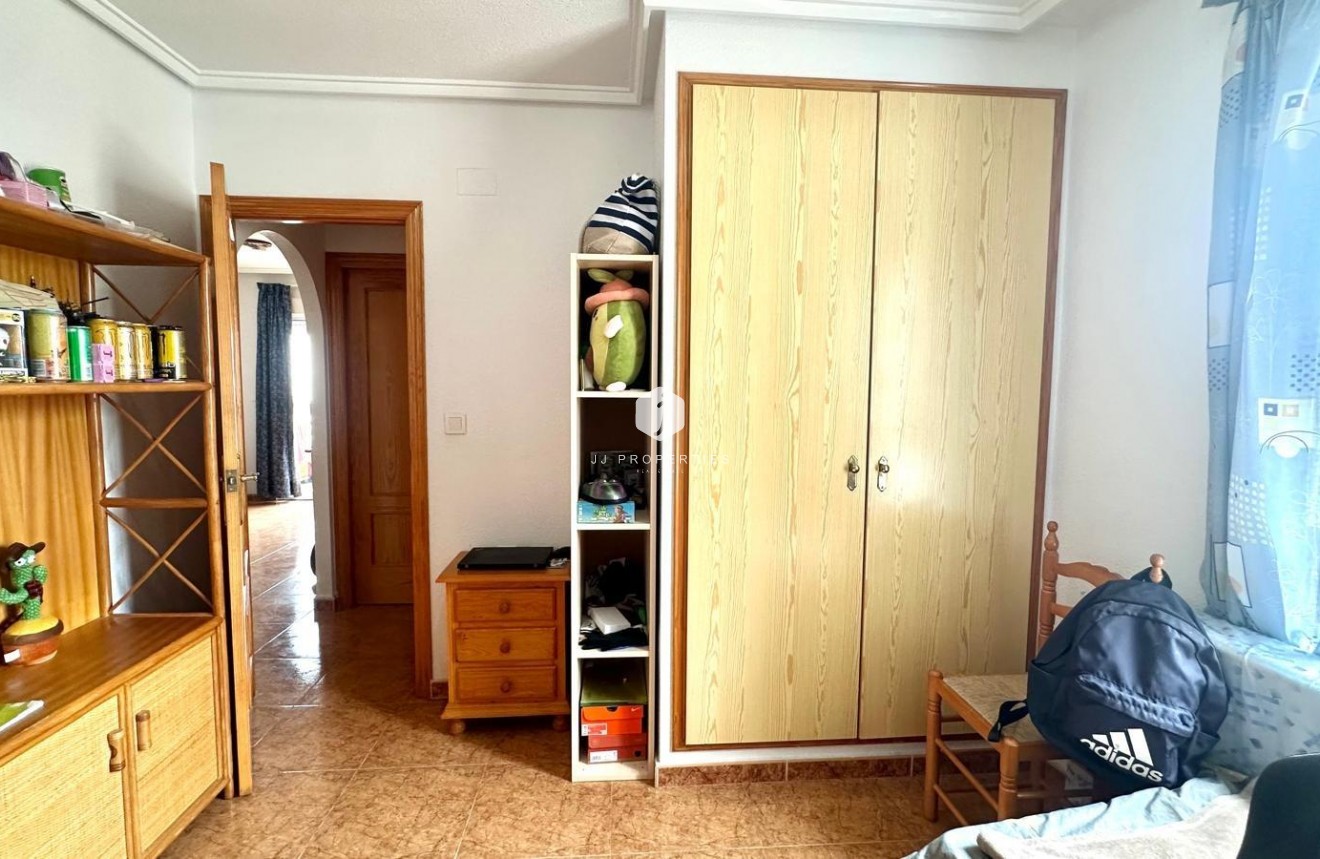 Aus zweiter Hand - Wohnung -
Torrevieja