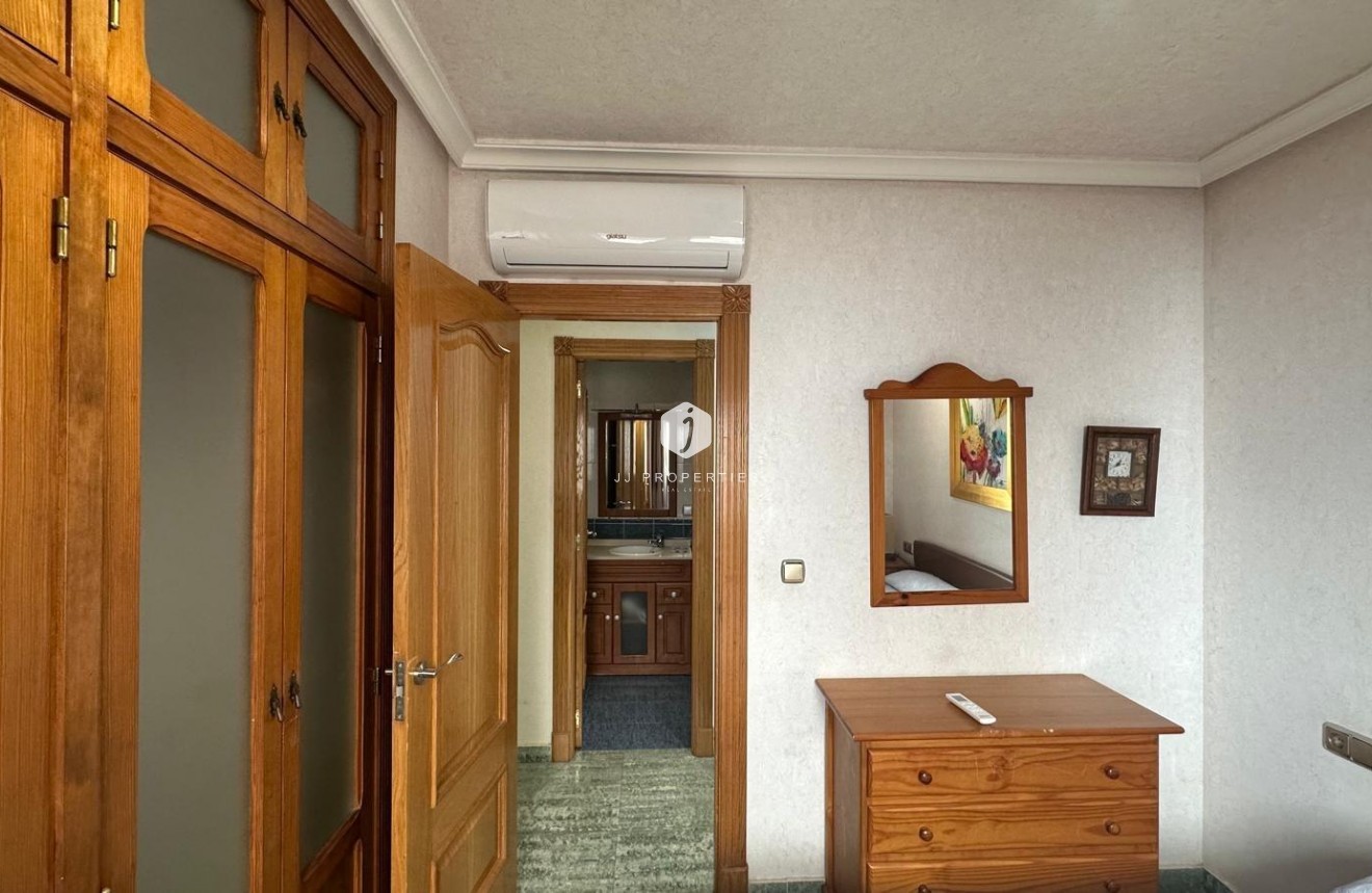 Resale - Penthouse -
Torrevieja