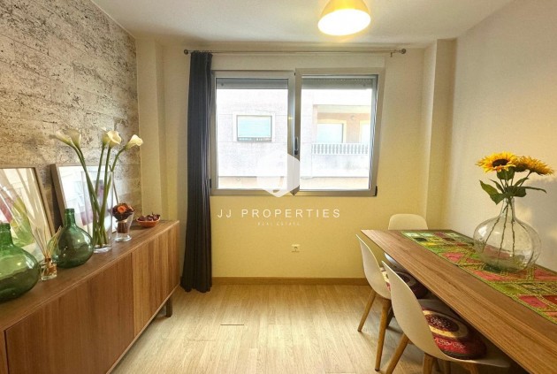 Resale - Apartment / flat -
Torrevieja - La Mata