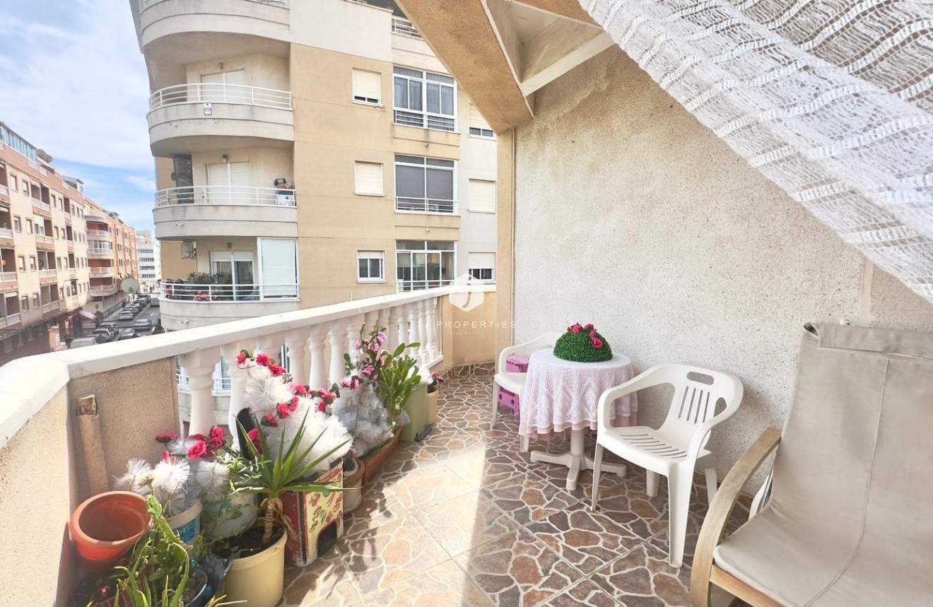 Resale - Penthouse -
Torrevieja - Estacion de autobuses