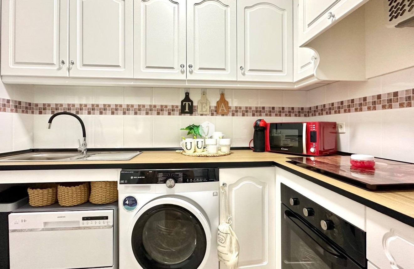 Aus zweiter Hand - Wohnung -
Torrevieja - Centro